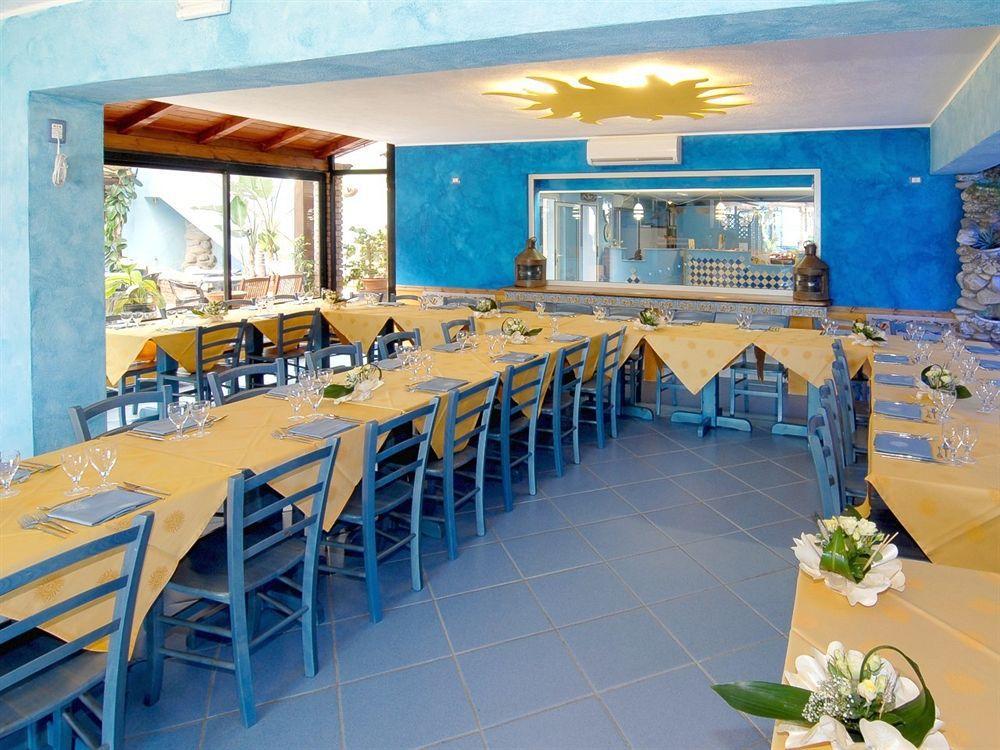 Aparthotel Oasi Azzurra à Messine Extérieur photo