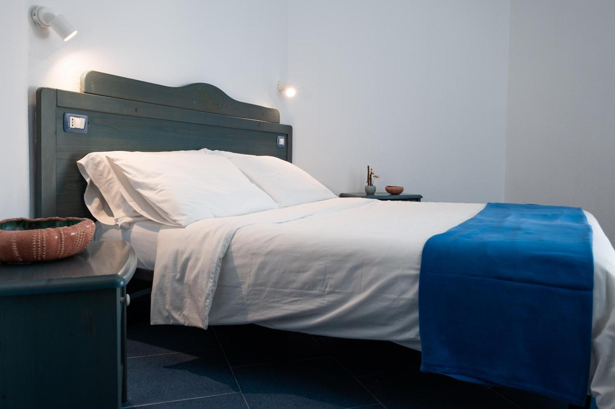 Aparthotel Oasi Azzurra à Messine Extérieur photo