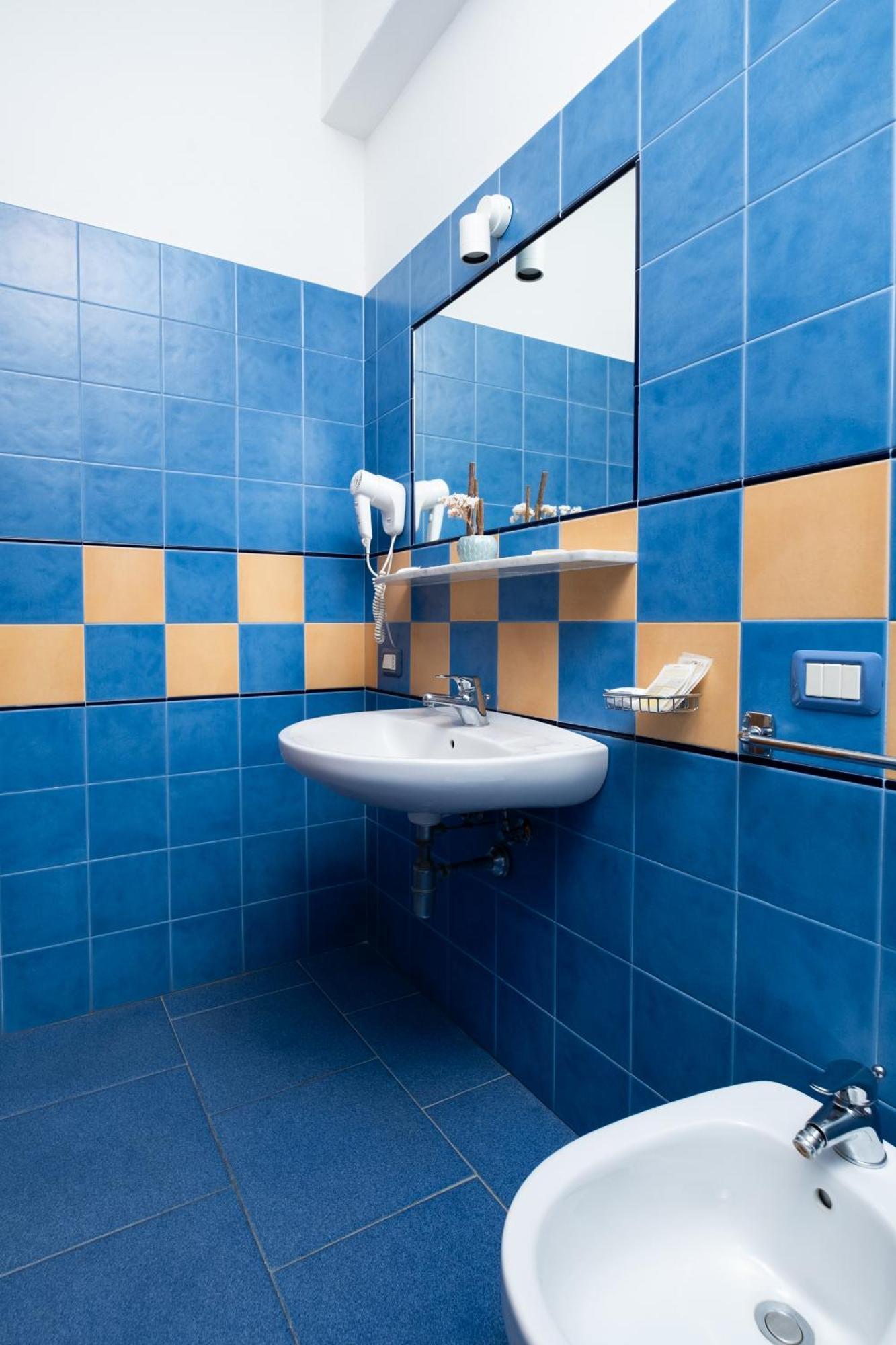 Aparthotel Oasi Azzurra à Messine Extérieur photo
